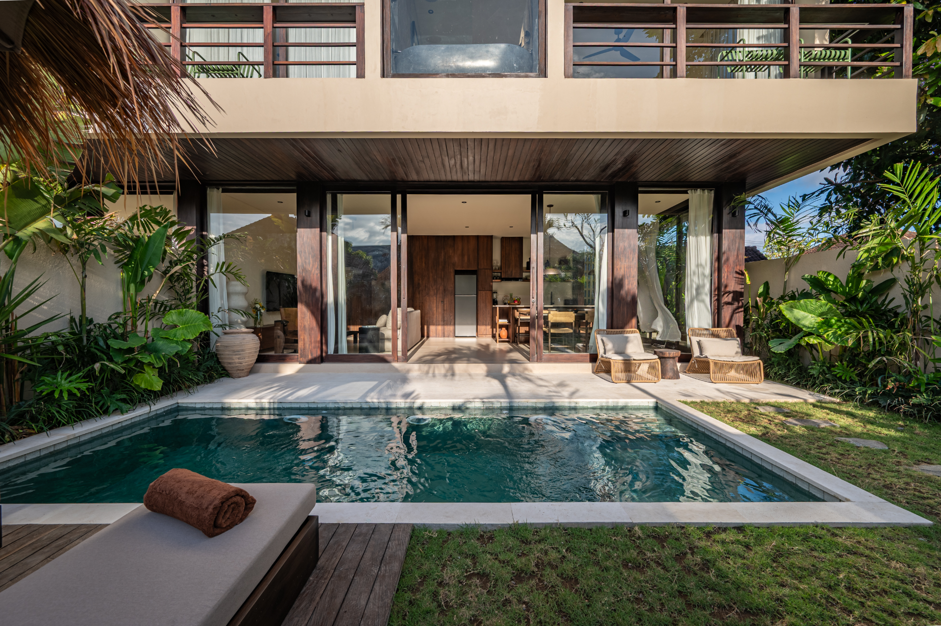 Architectural Tropical Retreat in Peaceful Seseh (2 Unit) - CM01